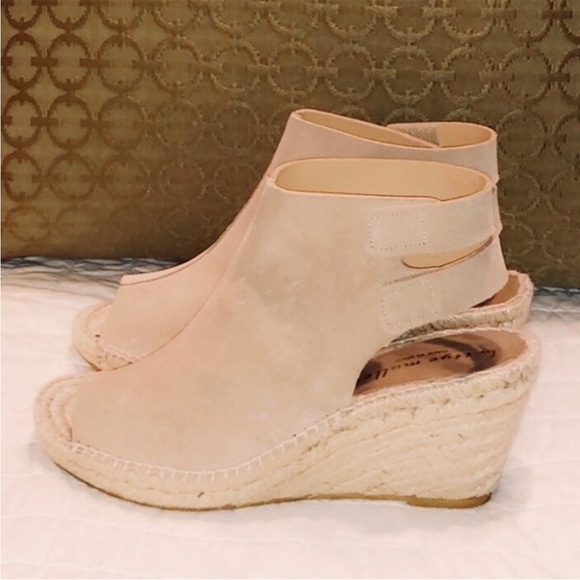 NIB Bettye Muller, Espadrille Sling Wedges, Stone Suede/Woven Straw, Sz 9 - Picture 3 of 5
